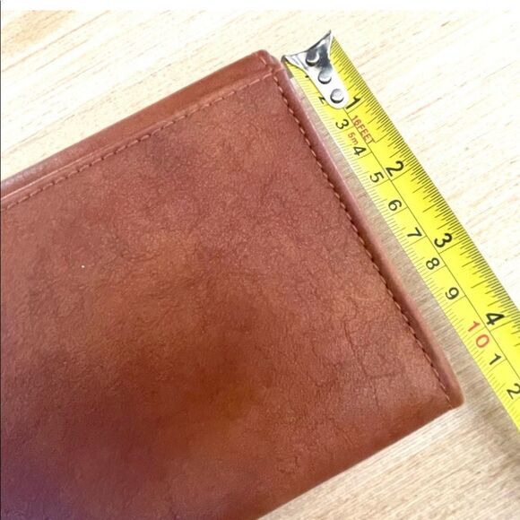 Universal Thread brown crossbody bag - Picture 11 of 14